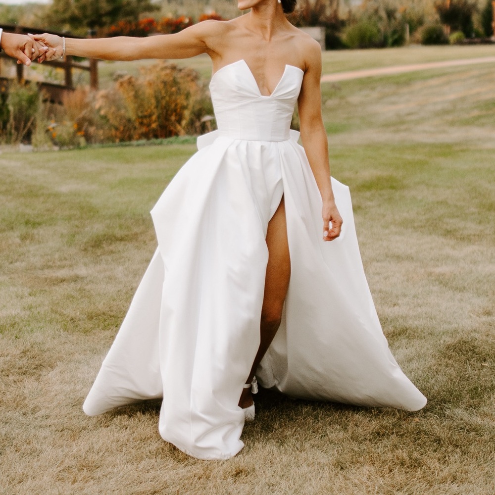 Leeds - Rivini by Rita Vinieris Wedding Gown / Dress